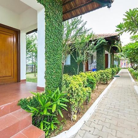 Hotel Riverside Resort And Spa Kumbakonam Luaran gambar