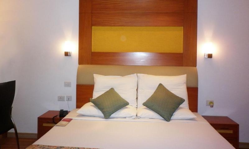 Hotel Riverside Resort And Spa Kumbakonam Luaran gambar