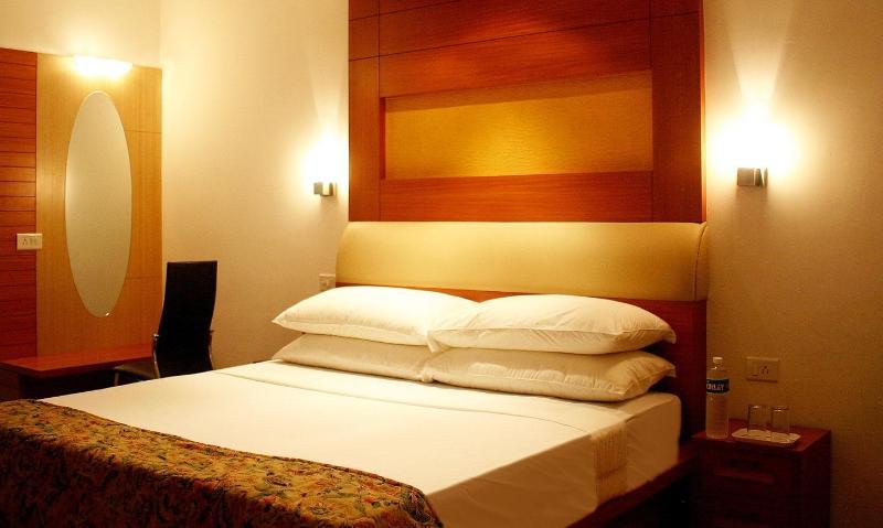 Hotel Riverside Resort And Spa Kumbakonam Luaran gambar